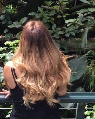 Loved my new hair look! Ombré style thanks to Beatriz Beauty Salon! :)