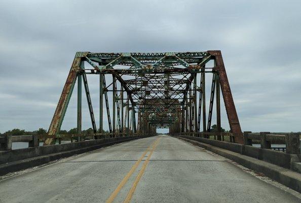 East Pearl River Bridge