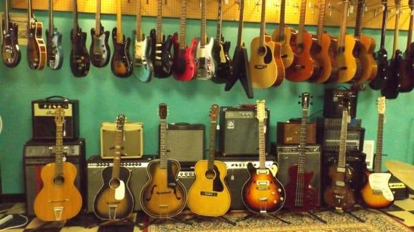 vintage guitars and amps