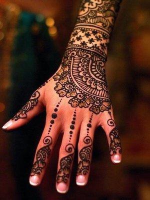 Heena tatoos