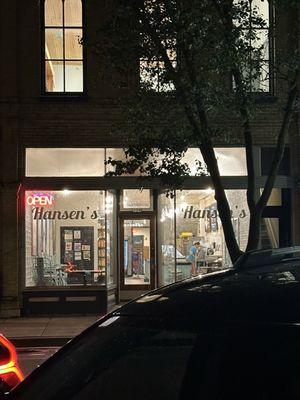 Hansen’s Ice Cream Parlor