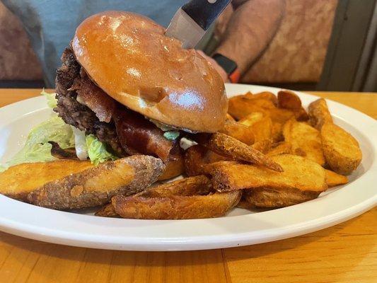 Bacon Avocado Burger