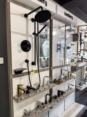 Explore BathTubs and Showers at BathExpo