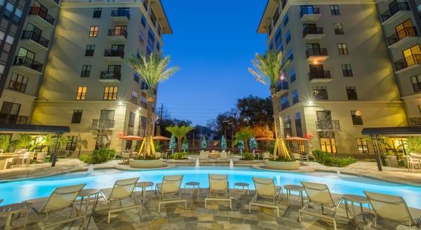 1900 Yorktown Luxury Apartments