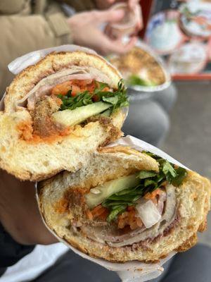 Banh Mi Zon