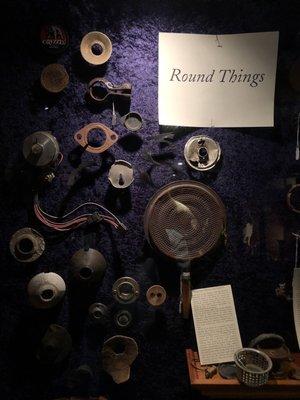 Round things.