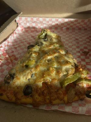 Veggie pizza slice