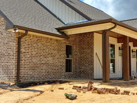 Seamless Gutter with Down Spout