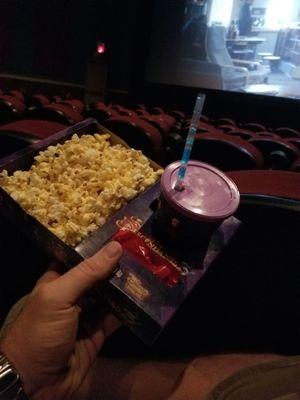 Victoria Square 6 Theatres