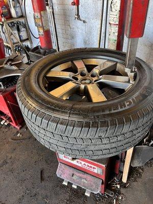 J & W Tire Sales