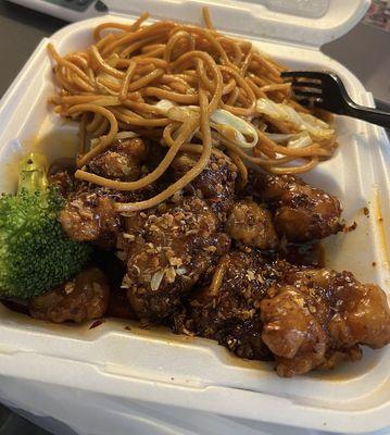 General Tso's chicken and Lo Mein Noodle