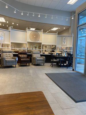 La-Z-Boy Home Furnishings & Decor