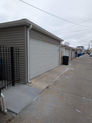 George's Garages & Doors