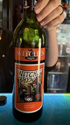 This wine is perfect for a Halloween party so good tasty