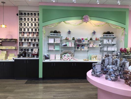 Atmosphere/items available for purchase