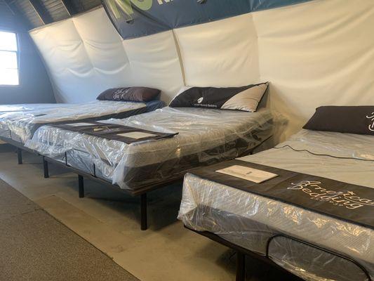 Adjustable bases with affordable luxury memory foams and hybrids