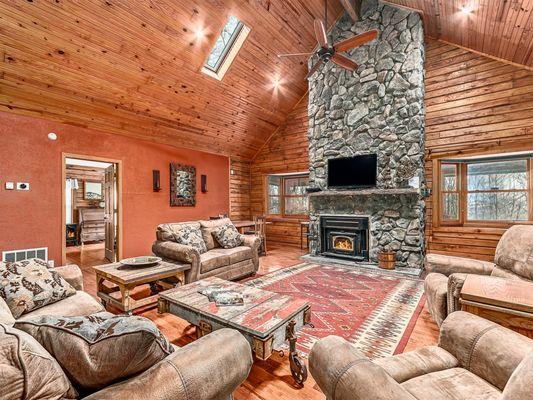 Asheville Log Cabin Rentals