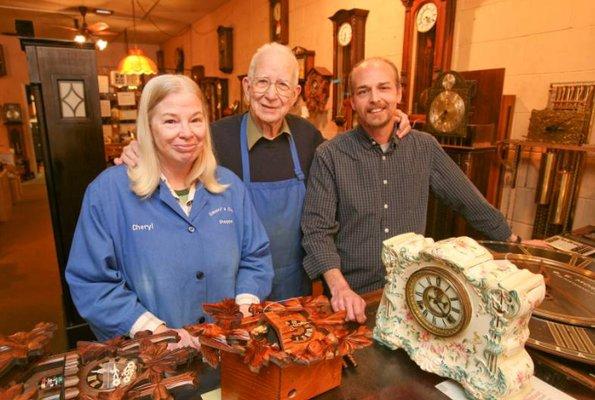 Simoni's Clock Shoppe