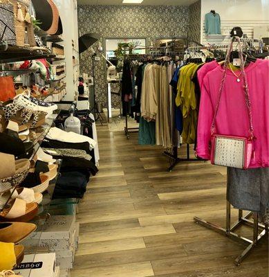 Women's shoes & handbags