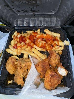 Honey 10 Piece Boneless Wings Combo with Fries & 20 oz. Drink Honey Old Bay & Honey Lemon Pepper