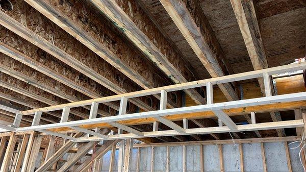 Royal Roof & Renovations