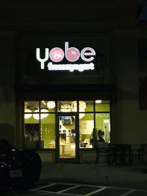 Yobe Frozen Yogurt