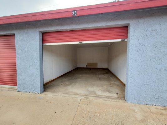 Drive-up Storage units available today in Kingman near Golden Valley, Havasu