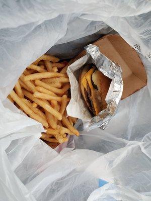 Pop's Burgers & Shakes