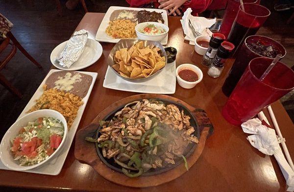 Chicken fajitas with corn tortillas Mole Poblano