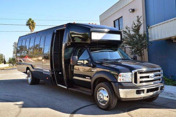 Black Tie Limousine of Texas