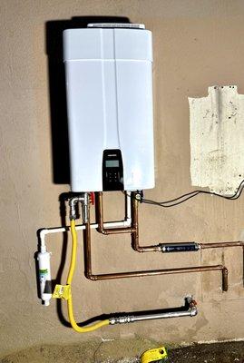 Tankless water heater replacement