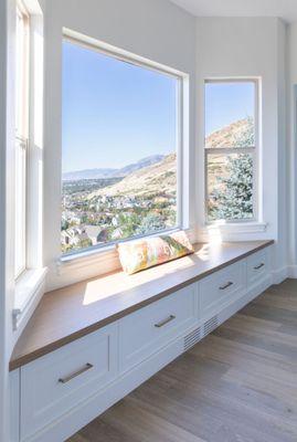 Window bench with built in drawers