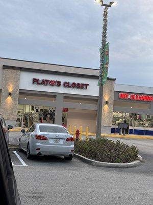 Plato's Closet of Boynton Beach