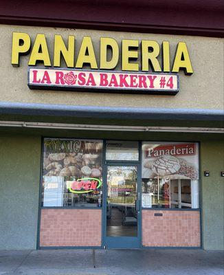 La Rosa Bakery #4
