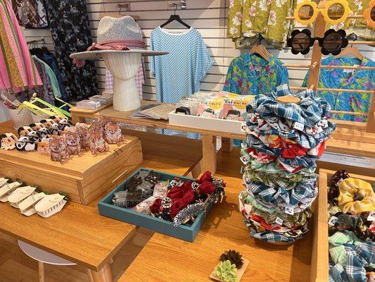 scrunchies, hair clips, glasses