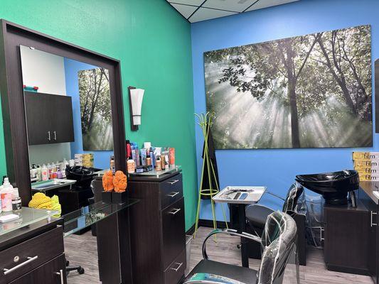 Physical location for Hair by Rob Ortiz in Grandview