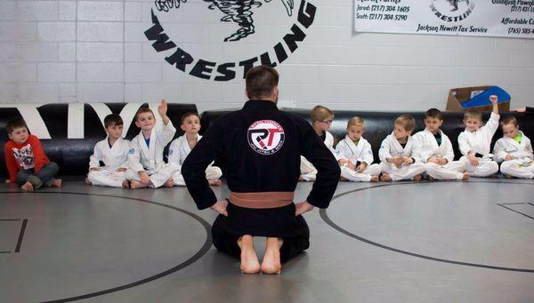 Ryan Thomas talking to the kids about bullying.