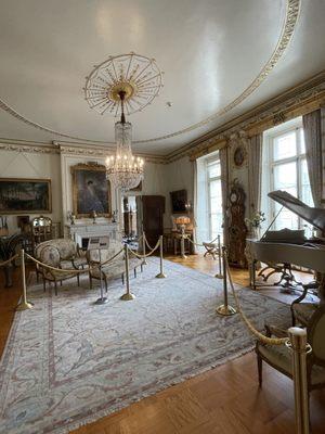 Nemours Estate