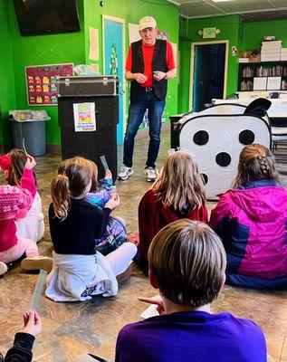 Xakary, Seattle Children's Magician