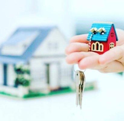 Ruth Bussard - RE/MAX One