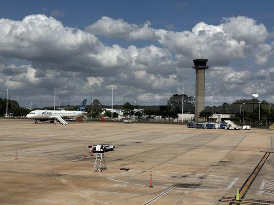 Jacksonville International Airport (JAX)