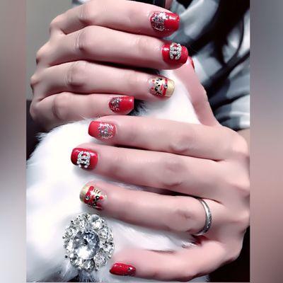 It is relaxing and friendly atmosphere. I would highly recommended this place.