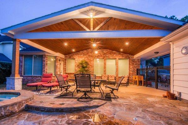 College Station Covered Porch and Outdoor Kitchens