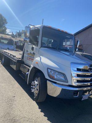 Alternative Towing And Auto Repair