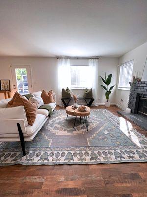 Abbie Nelson - Symmetry Real Estate