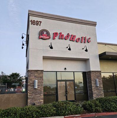 PhoHolic coming to Hacienda Heights.
