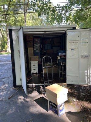 Yunos Moving Service