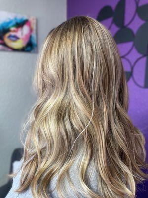 Jagged Edge Studio Salon