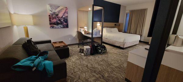 King suite, 2nd floor