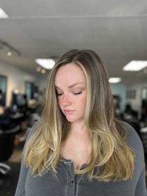 bold face frame with low maintenance highlights